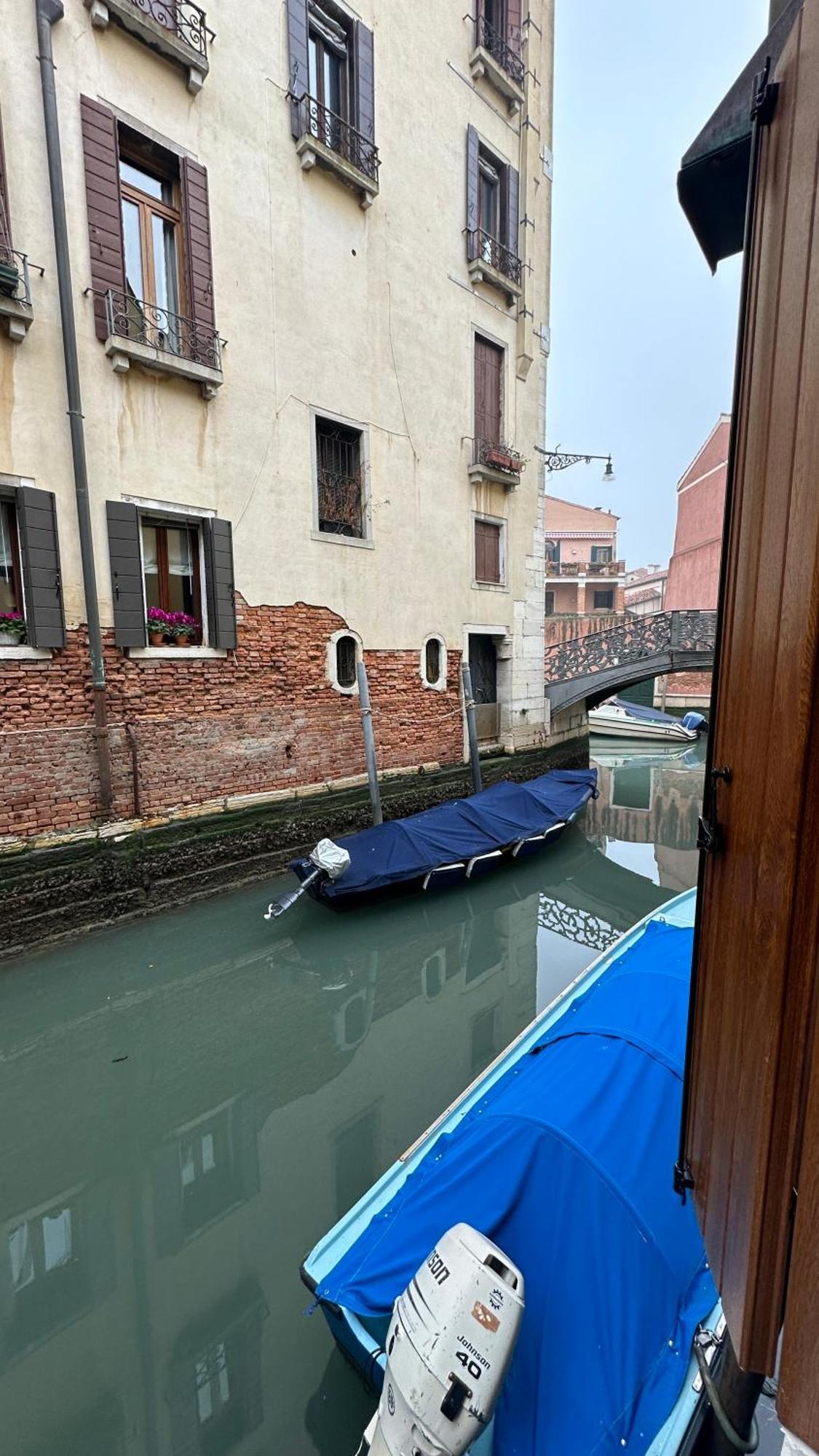 Ca Lucia Canal View Venice Exterior photo