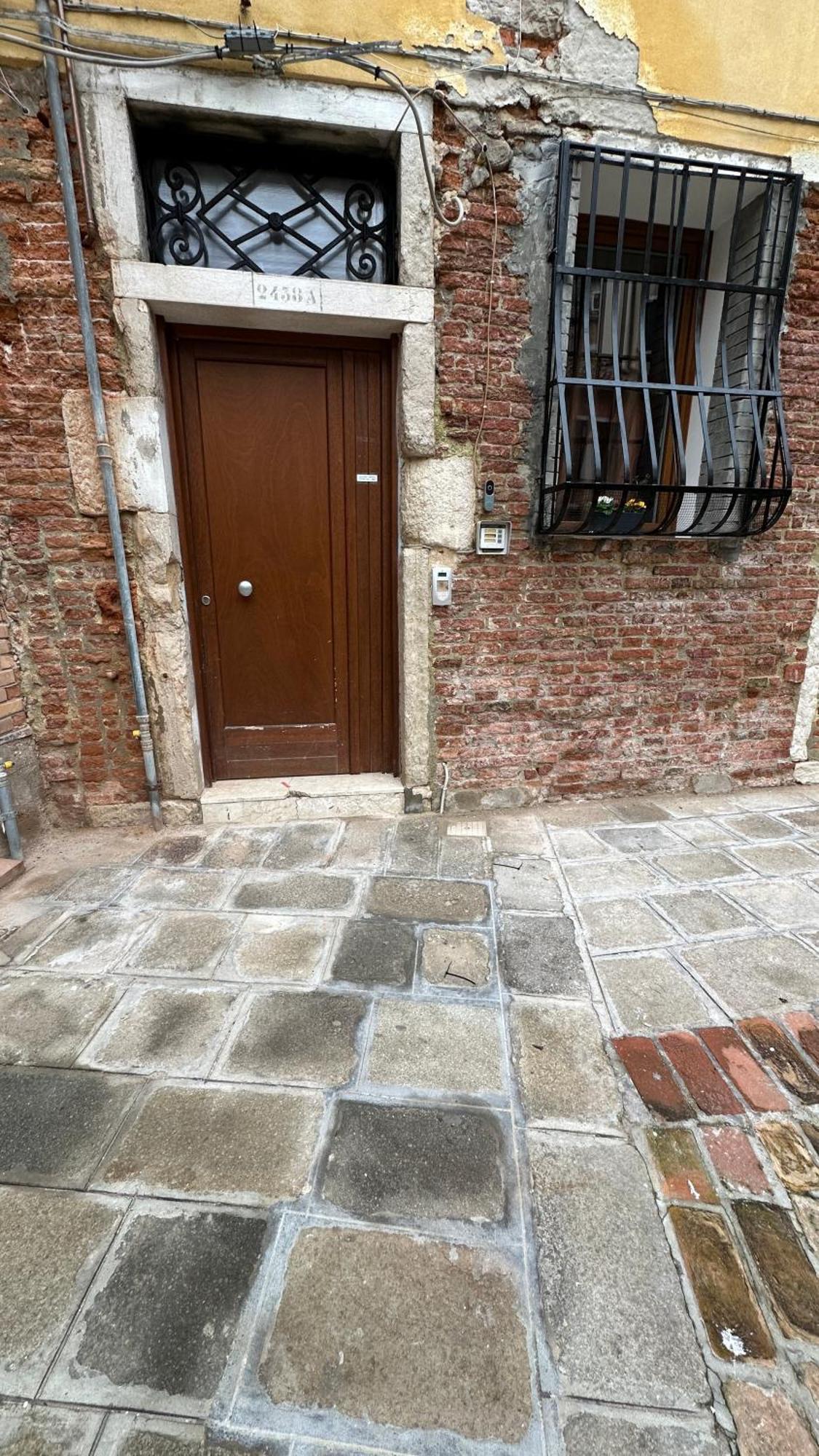 Ca Lucia Canal View Venice Exterior photo